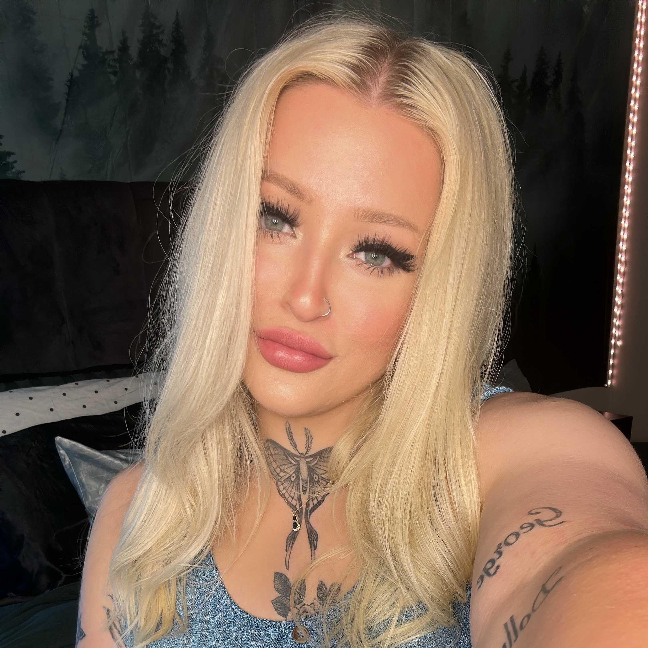 Blessa - Caroline Hart